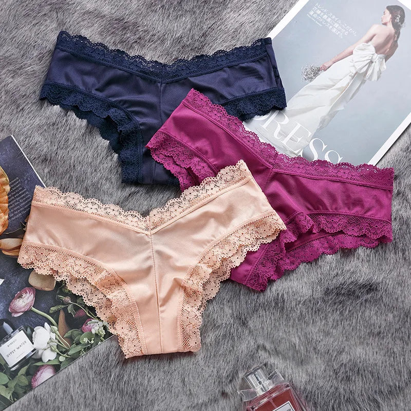 New Women's Underwear Sexy Lace Panties Fashion Hollow Out Comfort Briefs Low Waist Seamless Underpants Female Sesy Lingerie