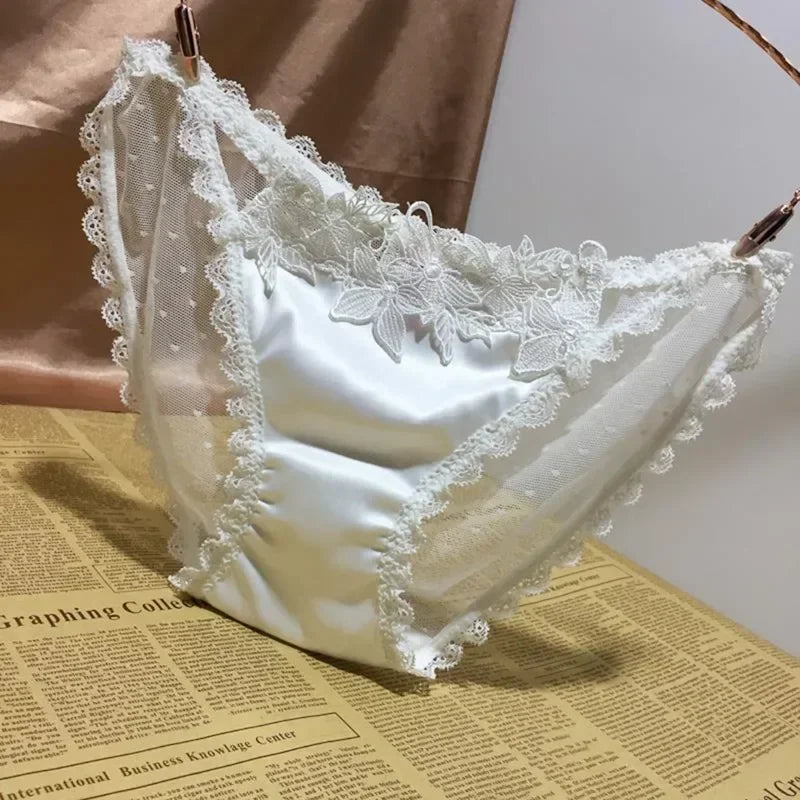Women's Underwear Sexy Fashionable Satin Lace Embroidered Hollow out traceless Transparent Enticing Women's Underwear