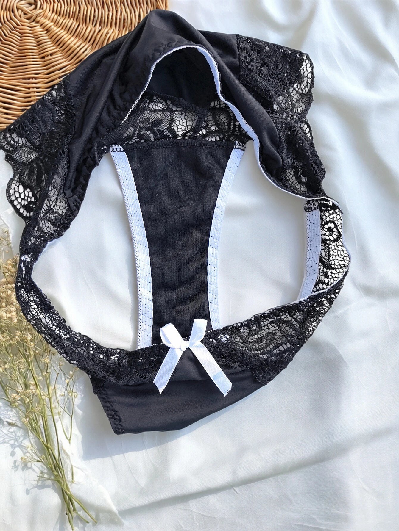 Plus Size Women's Underwear, Fashionable, Soft, Seamless, Comfortable, Sexy, Lace-Trimmed, Color-Blocked, Fine-Edged, Breathable Women's Briefs