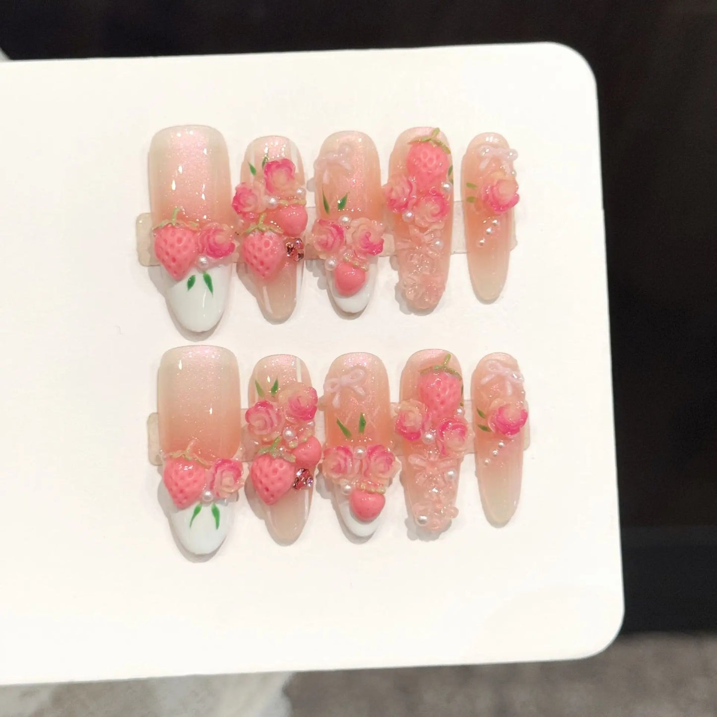 10PCS Long Oval Handmade Press On Nails,Gentle And Delicate Girl Style,Suitable For Festivals Parties And Daily Wear.